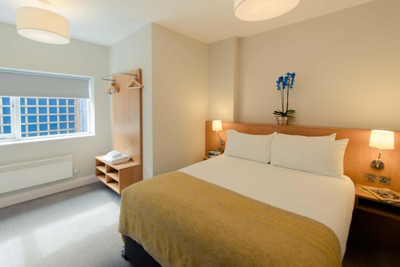 PREMIER SUITES Reading Bagian luar foto