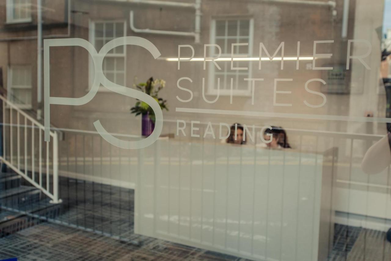 PREMIER SUITES Reading Bagian luar foto